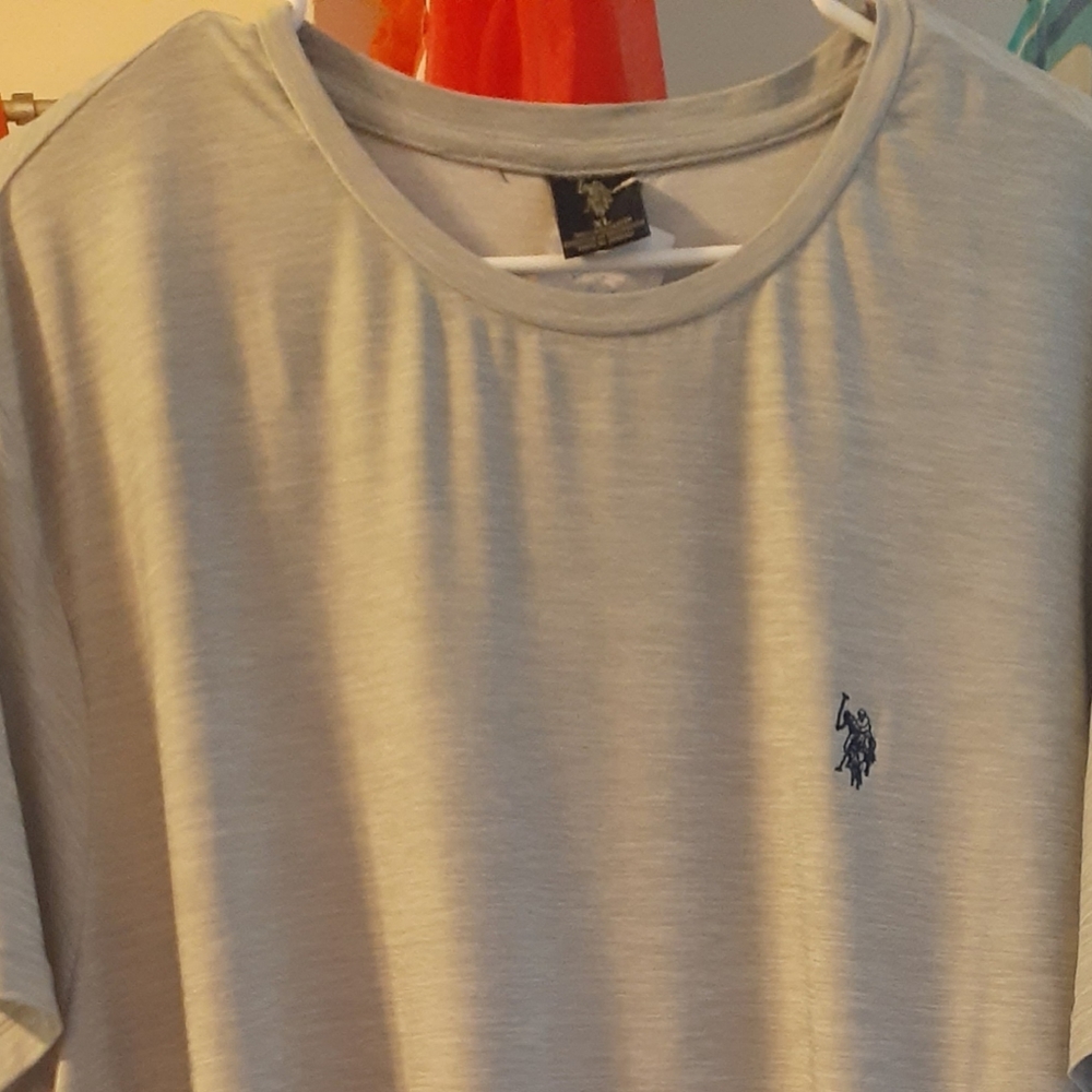 Top/Men's - Picture 2 of 11